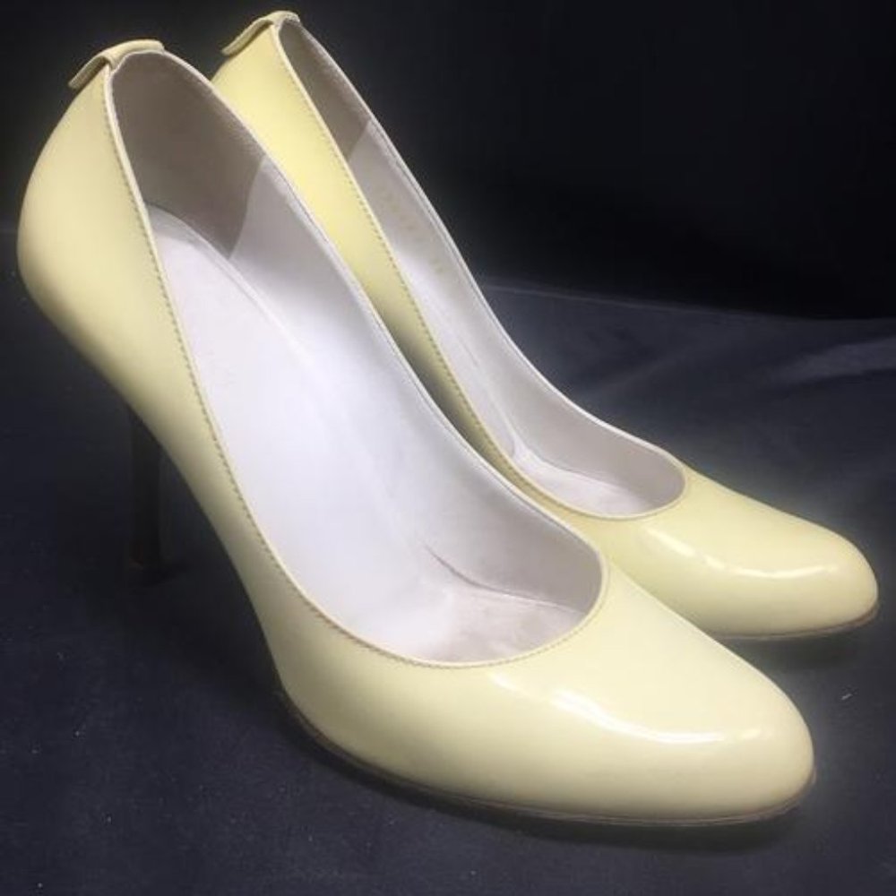 Gucci Yellow Patent Leather Pumps